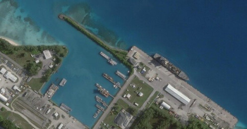 Tên lửa tấn công căn cứ Mỹ - Anh ở Ấn Độ Dương, Iran đe dọa "đòn chí mạng" với UAE