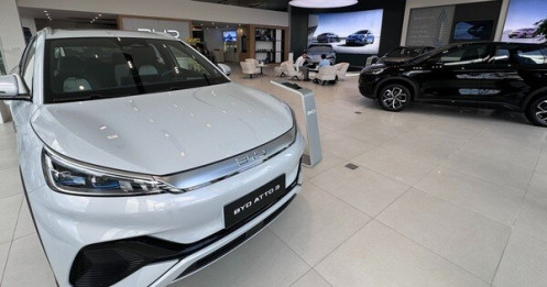 Hơn 10.000 ô tô Trung Quốc nhập về Việt Nam, tăng mạnh hơn 85 %