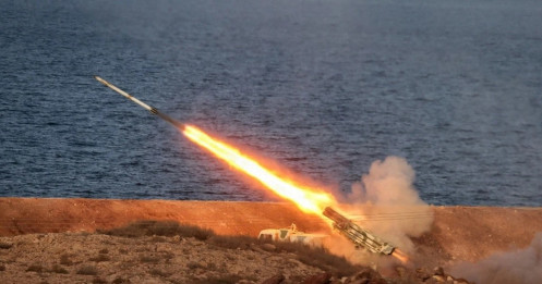 Iran phủ nhận tấn công căn cứ quân sự Anh - Mỹ cách 4.000 km