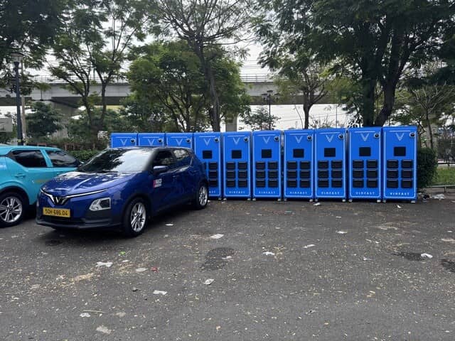 Nhu cầu lắp trạm sạc, tủ đổi pin xe điện tăng cao