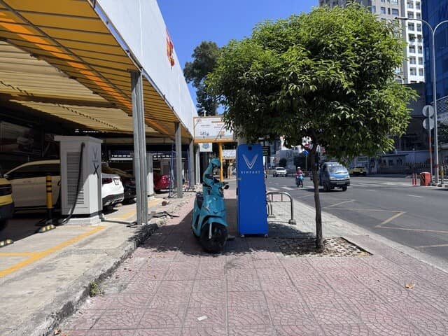 Nhu cầu lắp trạm sạc, tủ đổi pin xe điện tăng cao