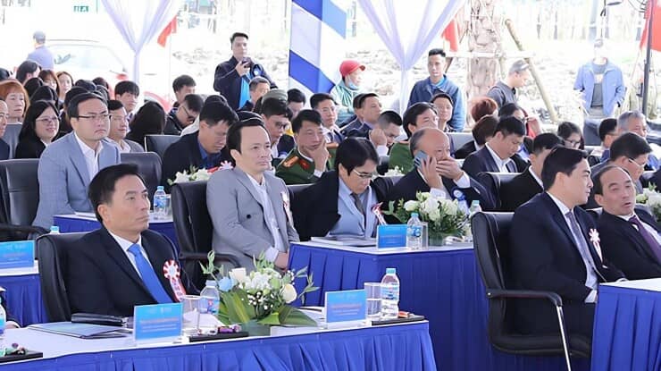 Ông Trịnh Văn Quyết và tín hiệu trở lại của FLC: Tuyển 800 môi giới, chuẩn bị “bung hàng”?
