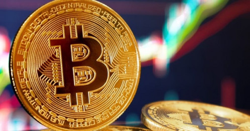 Bitcoin bất ngờ đảo chiều, xuống còn 68.640 USD