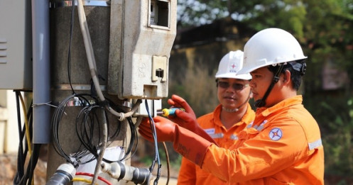 Chạy đua tiết kiệm điện trước mùa cao điểm