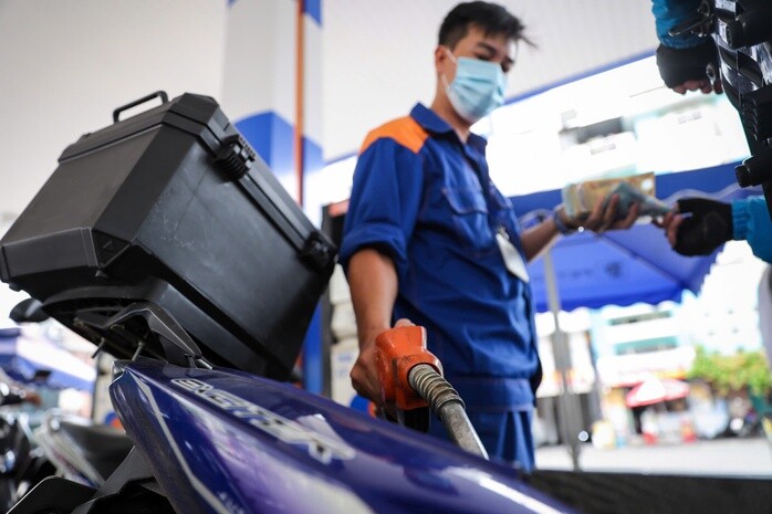 Cấp bách tiết kiệm năng lượng