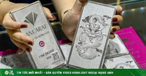 Giá bạc hôm nay 23-3: Giảm về mức thấp nhất trong năm