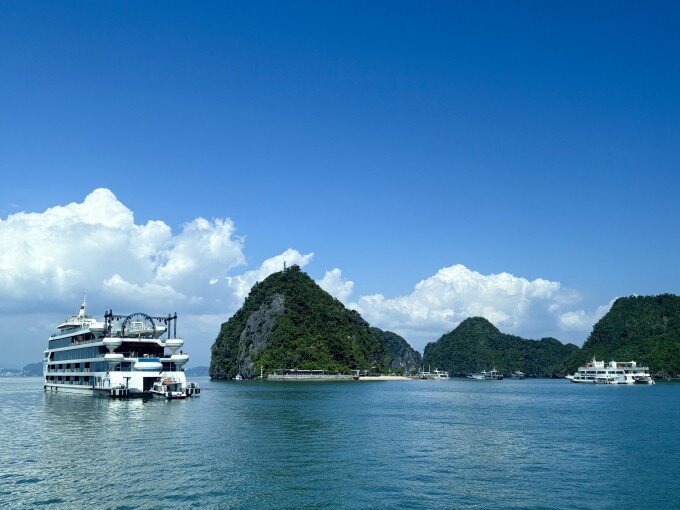 'Quay xe', đổi lịch trình nghỉ lễ 30/4 vì vé bay tăng giá, hủy chuyến