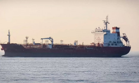 Kiến nghị hỗ trợ tàu biển Việt Nam qua eo biển Hormuz