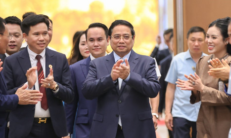 Đề xuất cơ chế vượt trội để 'hút' dòng vốn dịch chuyển từ Trung Đông