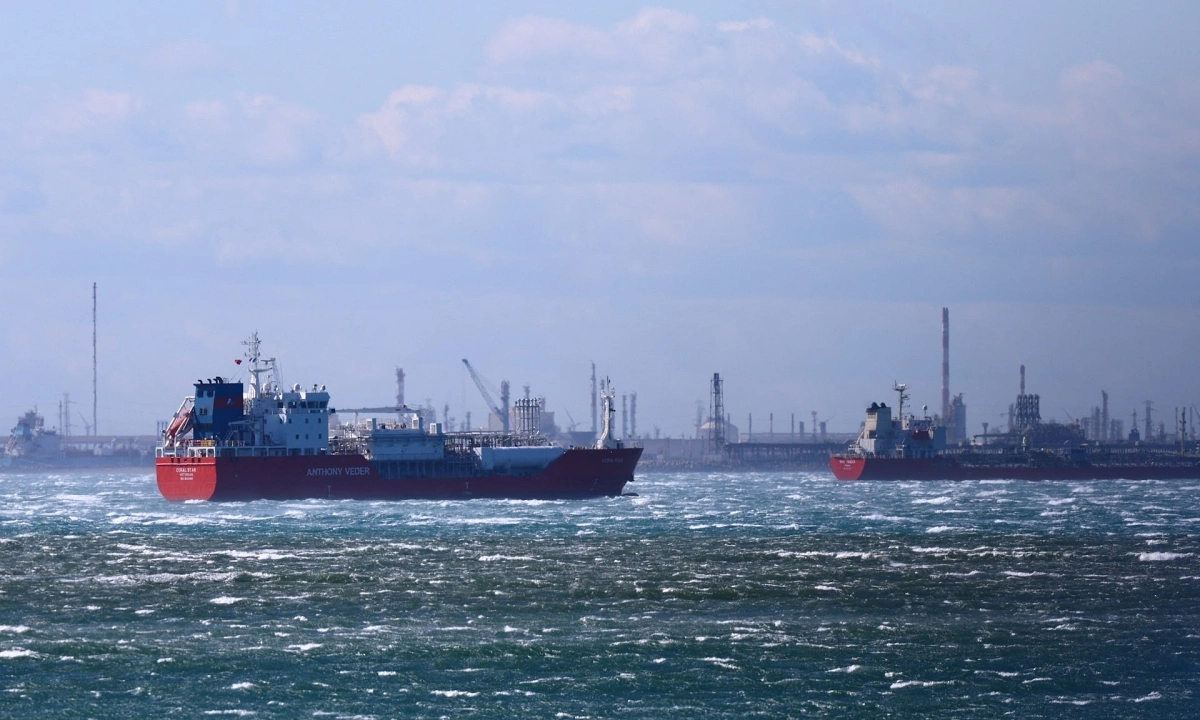 Các hãng dầu có thể kiếm tỷ USD trong xung đột Trung Đông