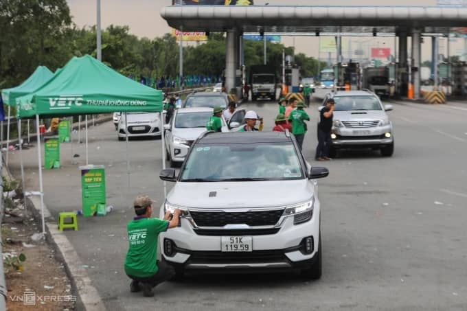 Thu phí không dừng VETC lãi hơn trăm tỷ đồng