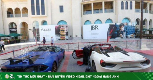 Xe sang mắc kẹt giữa biển vì 'điểm nghẽn' Hormuz