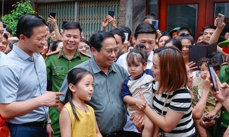 Thủ tướng: Đẩy mạnh cải cách, tạo đột phá để đạt tăng trưởng hai con số