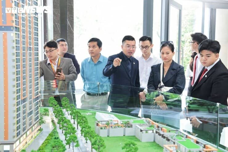 Nhà đầu tư cá nhân rút vốn khỏi vàng, đổ tiền sang ngân hàng và bất động sản