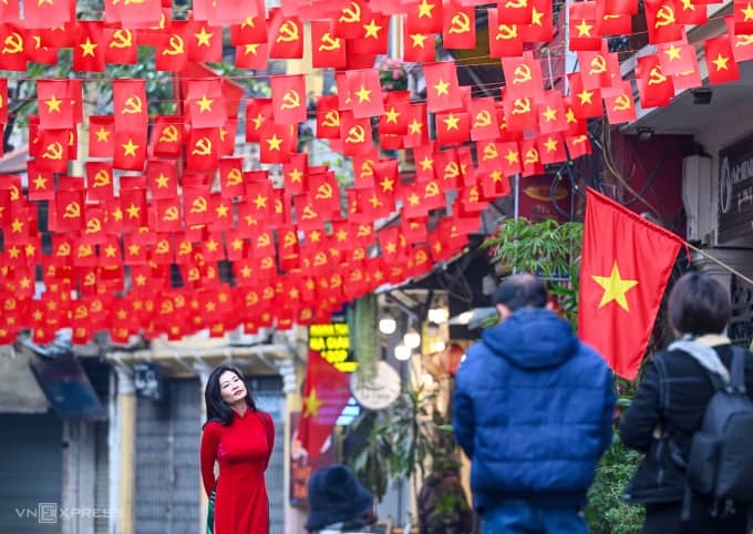 Doanh nghiệp hoán đổi, bù phép năm để nối liền hai kỳ nghỉ lễ