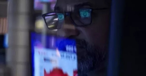 Ông Trump ra tối hậu thư cho Tehran: Kinh tế toàn cầu 'nín thở' chờ phút 89