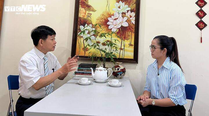 Xăng hạ nhiệt, giá tô phở, gói xôi vẫn neo cao: Vì sao ‘lên nhanh, xuống chậm’?