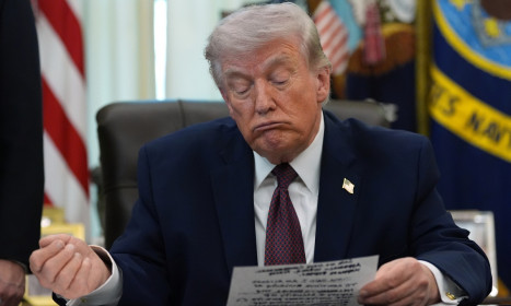 Tòa án Mỹ nghi ngờ tính pháp lý của thuế nhập khẩu 10%