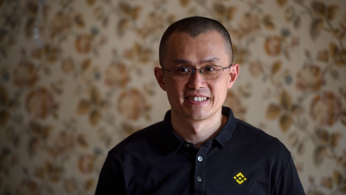 CZ Binance cược 1 tỷ USD khi khẩu chiến với Star Xu OKX