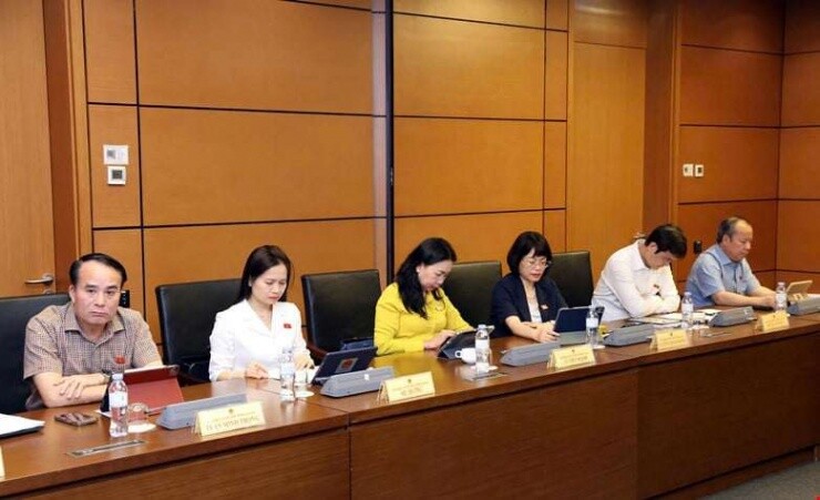 Điều hành giá xăng dầu, không để mỗi lần tăng giá xăng dầu lại chờ điều chỉnh thuế