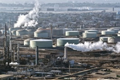 Giá dầu WTI lao dốc gần 8%