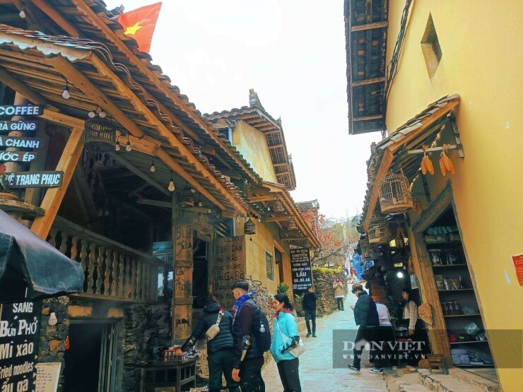 Nghỉ lễ 30/4-1/5: Loạt điểm du lịch "hot" vừa thông báo hết phòng