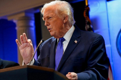 Mỹ - Iran nguy cơ đổ vỡ đàm phán: dầu bật tăng, chứng khoán chao đảo, Bitcoin quẩn quanh 75.000 USD