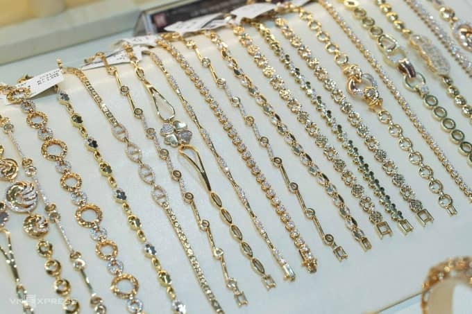 Kiến nghị cho doanh nghiệp nhập khẩu vàng nguyên liệu