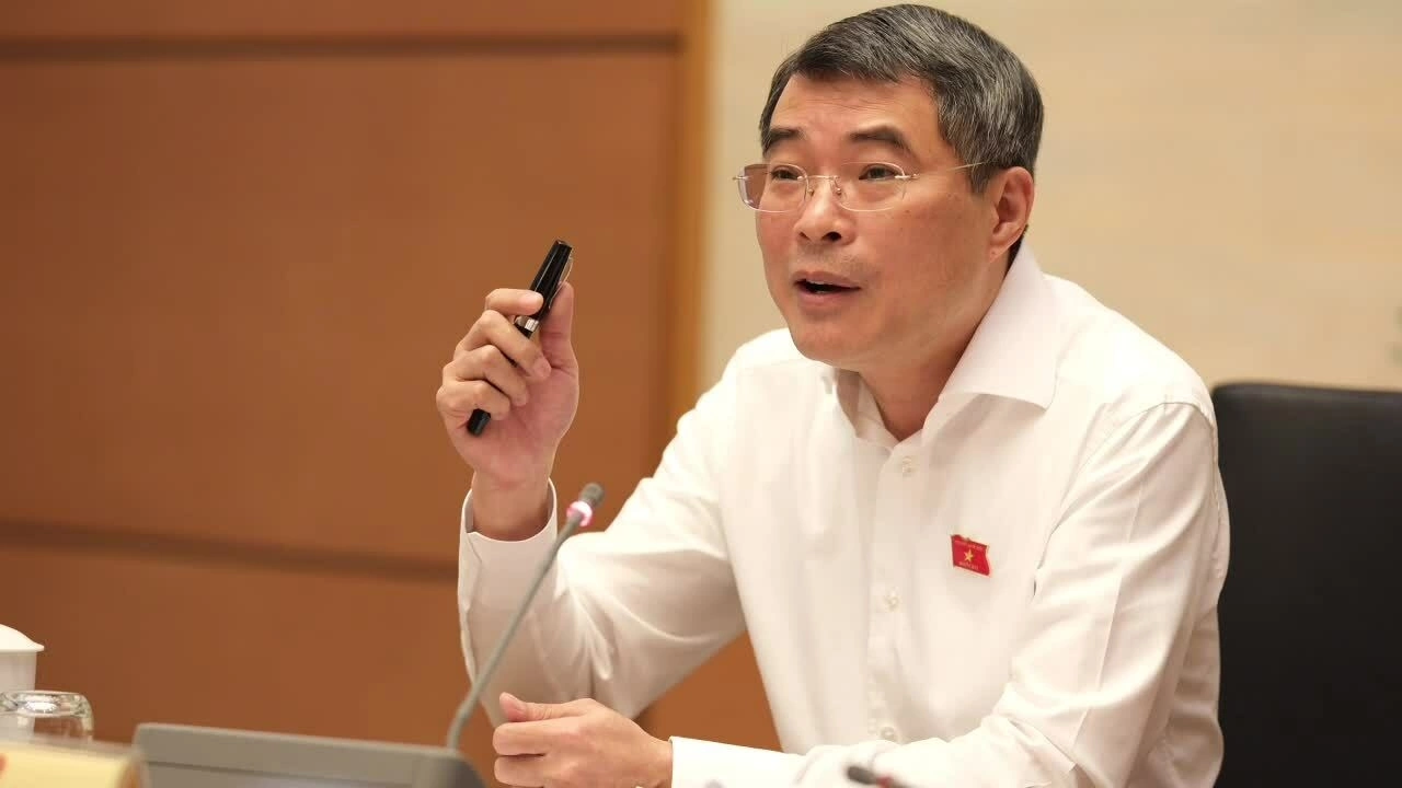 Thủ tướng: Dự kiến nâng ngưỡng chịu thuế với hộ kinh doanh lên 1 tỷ đồng