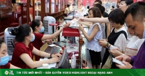 Sự kiện: Biến động giá vàng, bạc