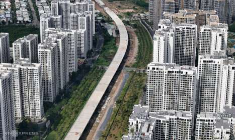 Đã có chỗ ở, nên đầu tư thêm chung cư hay nhà đất?