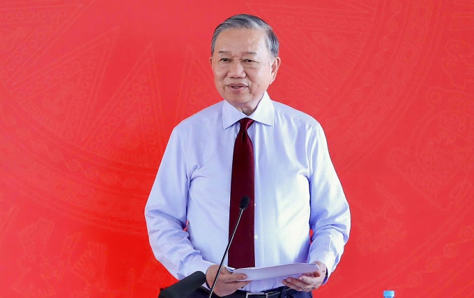 'Công nhân cần lương đủ sống, không chỉ việc làm'