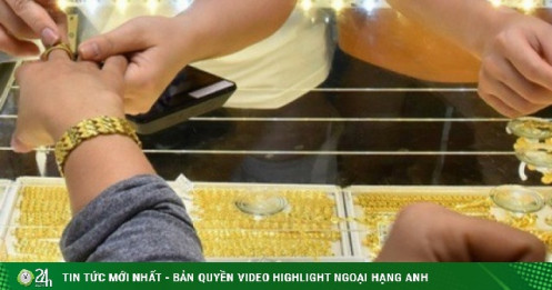 Giá vàng hôm nay 30-4: Tiếp tục giảm sâu