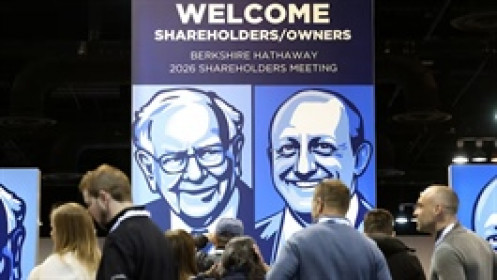 Berkshire Hathaway bán ròng cổ phiếu 14 quý liên tiếp, “núi tiền mặt” vượt 380 tỷ USD