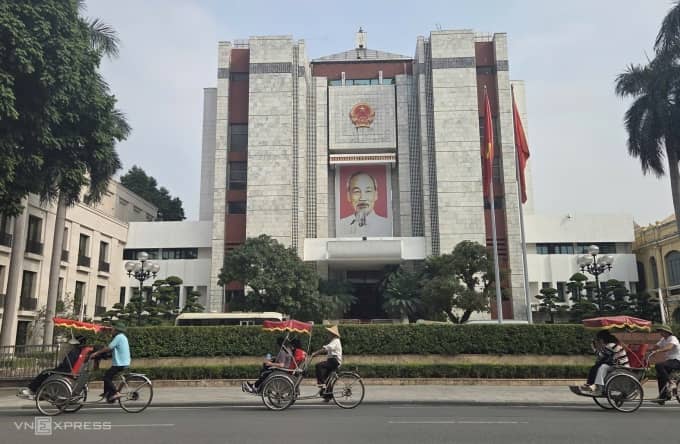 Hà Nội dự kiến siết xe ôm chạy xăng