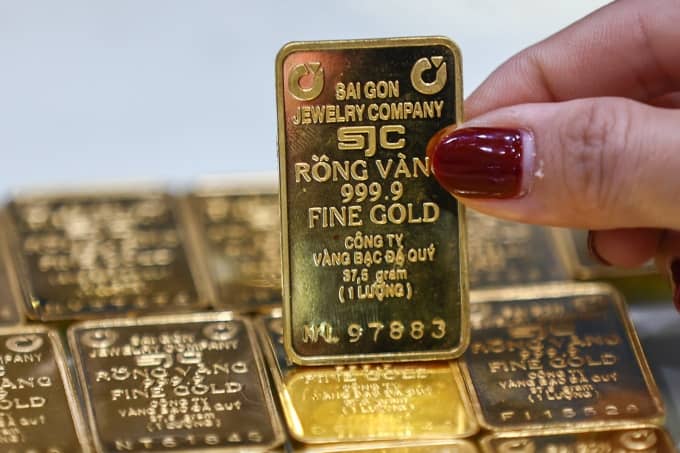 Giá vàng miếng xuống thấp nhất gần 4 tháng