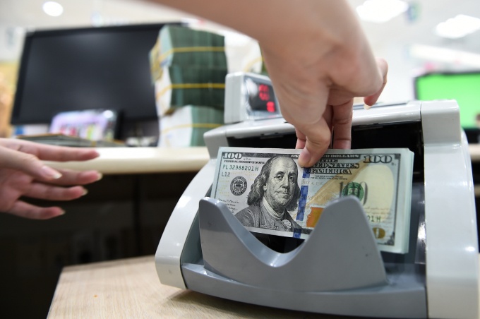 Nợ toàn cầu kỷ lục gần 353.000 tỷ USD