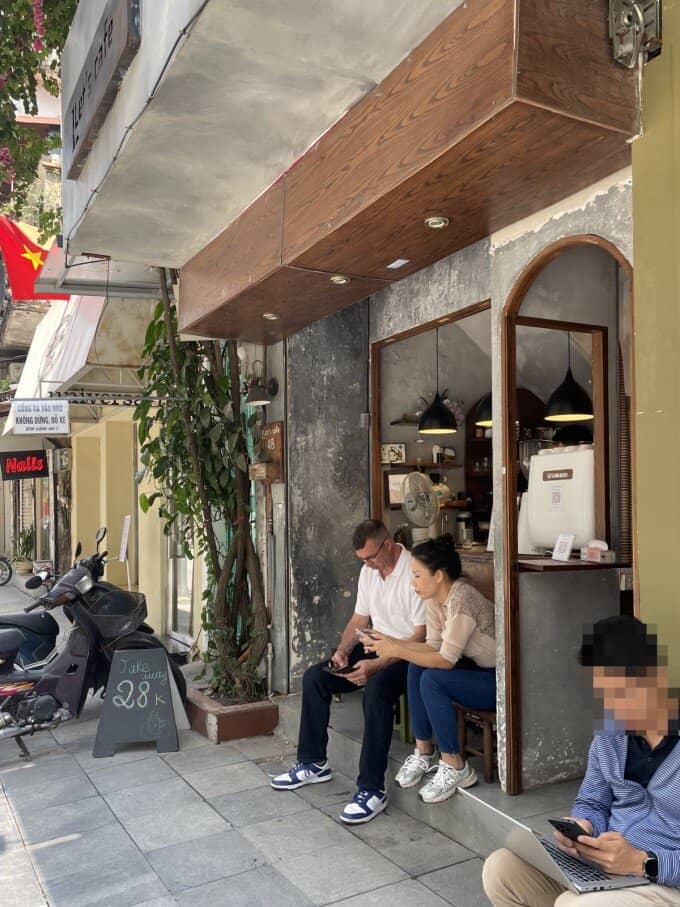 Tiểu thương Hà Nội tìm đường rời vỉa hè