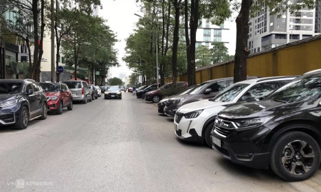Hà Nội dự kiến thu phí vỉa hè tối đa 400.000 đồng mỗi m2