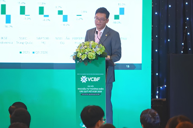 Lãnh đạo VCBF lý giải việc bán hết VIC nhưng vẫn giữ FPT