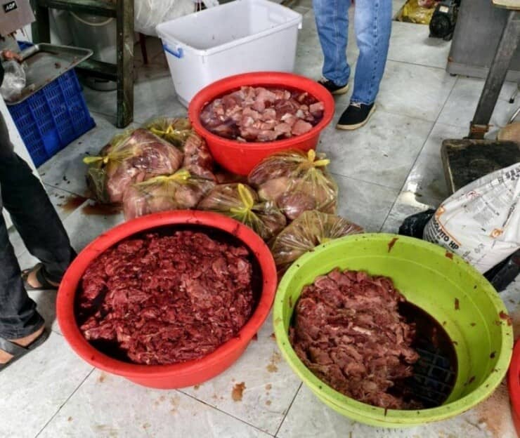 Thịt heo nái và hóa chất "biến" thành thịt bò, thu lợi tiền tỷ