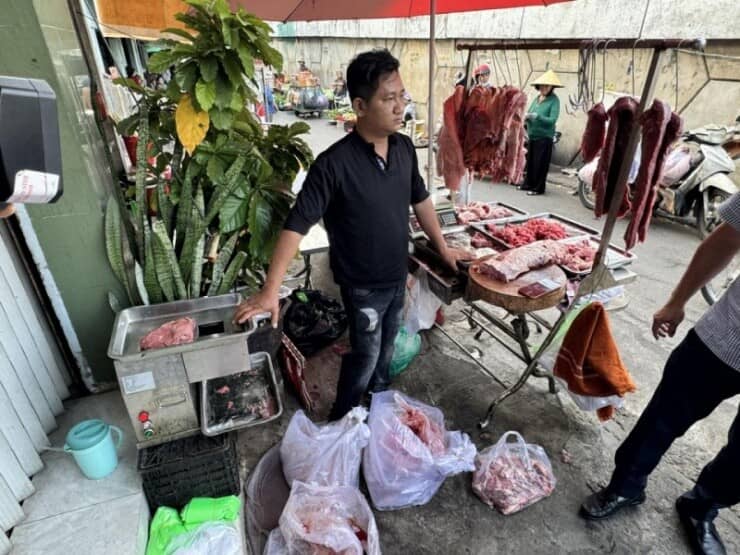 Thịt heo nái và hóa chất "biến" thành thịt bò, thu lợi tiền tỷ