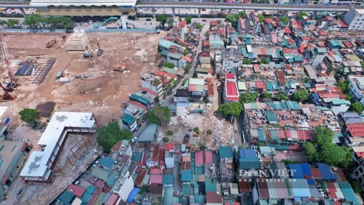 Nhà hình tam giác, hình chữ nhật siêu mỏng, siêu dị xuất hiện trên đường vành đai 2,5
