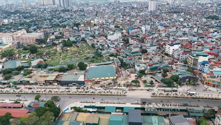Nhà hình tam giác, hình chữ nhật siêu mỏng, siêu dị xuất hiện trên đường vành đai 2,5