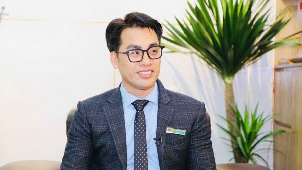 Chỉ khi ra sân bay mới biết bị nợ thuế: Lỗ hổng cảnh báo hay người dân chủ quan?