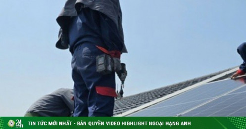 Giá tấm pin năng lượng, pin lưu trữ đồng loạt tăng giữa "cơn sốt" lắp điện mặt trời mái nhà