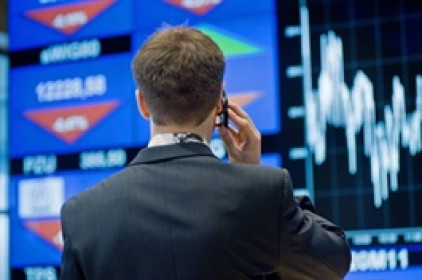 Tác nhân nào khiến VN-Index mất mốc 1,900?