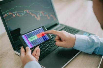Vắng bóng giao dịch quỹ đầu tư