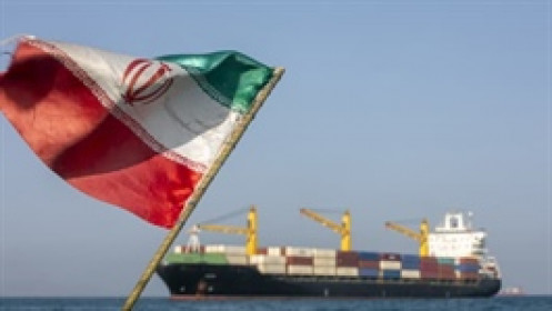 Dầu WTI giảm 5% sau tín hiệu tích cực từ đàm phán Mỹ-Iran