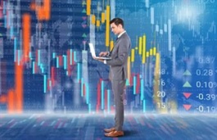 Theo dấu dòng tiền cá mập 29/05: Khối ngoại tiếp đà bán ròng, tự doanh ngược chiều